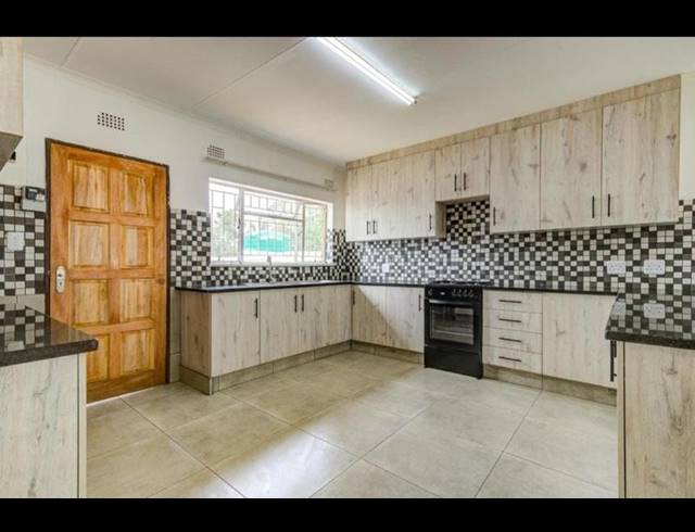 3 BEDROOM PROPERTY TO RENT IN FAIRLEAD